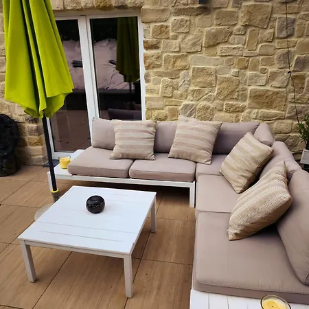 Lejlighed Moderne A Proximite Des 7 Meuses